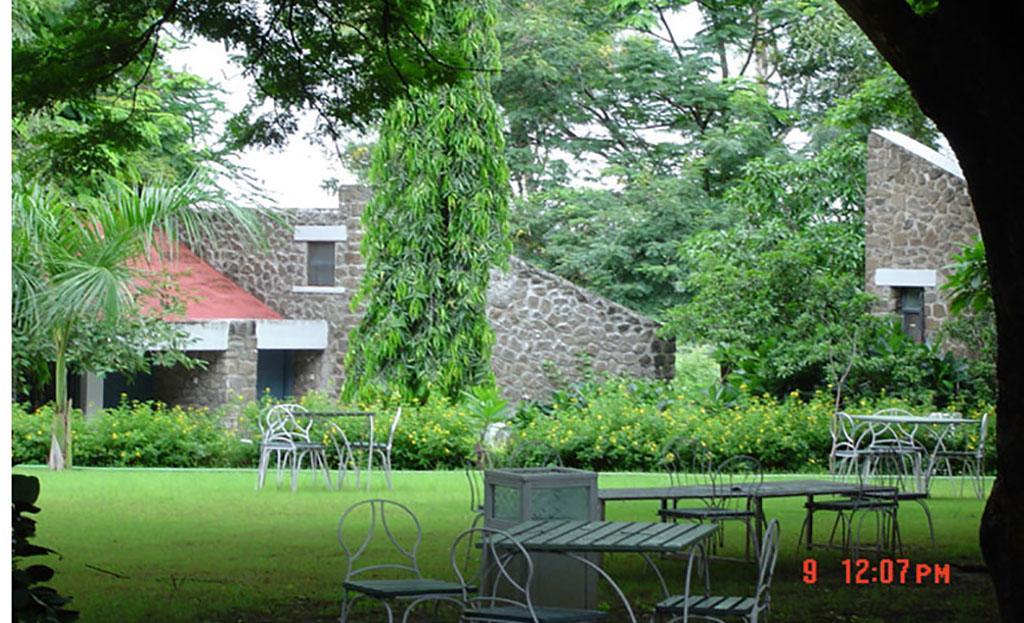 Hotel Kailas Ellora Exterior photo